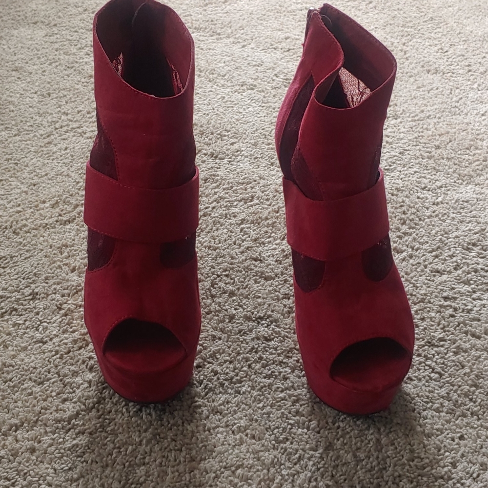 Burgundy lace wedges